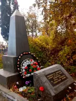 Памятник четырем воинам Красной Армии, павшим за оборону Крыма, Россия, Республика Крым, Алуштинский городской совет, село Запрудное