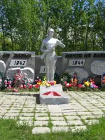 Мемориал посвящен воинам-односельчанам, погибшим в годы ВОВ, Россия, Новосибирская область, Краснозерский район, поселок Октябрьский