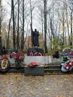 Памятник советским воинам - Мемориальное кладбище № 36 "Южное", г. Выборг, Россия, Ленинградская область, Выборг, поселок Южный, Последняя улица