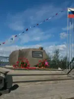 Камень-мемориал «Тем, кого не вернуло море», Россия, Архангельск, район Соломбала