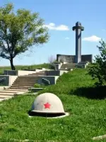 Мемориал на Поклонной горе в городе Cуровикино, Россия, Волгоградская область, Суровикино