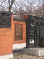 «Слава Героям 1941−1945 г.», Парковая улица