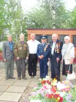 Памятник воинам-односельчанам в селе Устье Хохольского района Воронежской области, Россия, Воронежская область, Хохольский район, село Устье