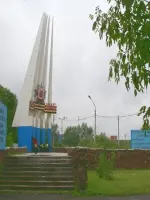 
        Обелиск воинской славы 286-й Ленинградской Краснознаменной стрелковой дивизии («Штыки»)
      , улица Мира