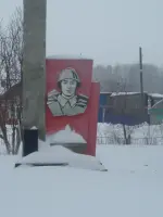 Памятник воинам–землякам в деревне Средние Шуни Вятскополянского района, Россия, Кировская область, Вятскополянский район, деревня Средние Шуни