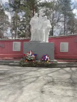 Памятник погибшим горнякам, Россия, М-5 Урал
