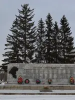 Мемориал Синарским трубникам, улица Карла Маркса