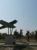 Памятник лётчику И.А. Докукину, Советская улица