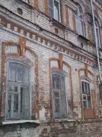 Мемориальная доска Штаба 4-го отдельного учебного стрелкового полка, улица Революции