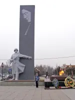 Монумент "Памяти павшим", улица Ленина