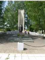 Мемориал павшим воинам 158-ой Лиозненско-Витебской дважды Краснознаменной ордена Суворова 2 степени стрелковой дивизии, Россия, Тверская область, Оленинский район, деревня Холмец