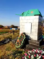 Братская могила-мемориал: хутор Черюмкин, Аксайский район, Ростовская область, Россия, Ростовская область, Аксайский район, хутор Черюмкин