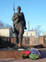 Мемориальный комплекс в г. Мышкин. Памятник солдату – освободителю, Россия, Ярославская область, Мышкин