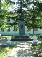 Памятник воинам-чугуевцам, павшим в сражениях Великой Отечественной Войны, улица 50 лет Октября