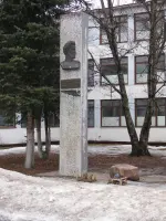 ПАМЯТНИК А.Н.КАМАНИНУ, улица Козлова