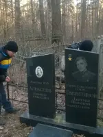Памятник Герою Советского Союза, участнику Парада Победы Тверитинову Дмитрию Ивановичу, Первомайское кладбище