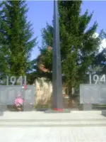 Мемориальный памятник погибшим в Великой Отечественной войне, Россия, Калужская область, Бабынинский район, село Утешево