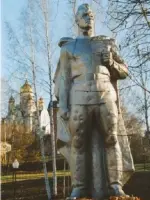 Памятник студентам и преподавателям педагогического училища, Россия, ХМАО, Ханты-Мансийск