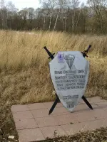 Памятный знак на месте приземления летчика Виктора Талалихина после ночного тарана, д. Мансурово (недалеко от г.Домодедово), Россия, Московская область, городской округ Домодедово, деревня Мансурово