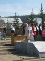 Мемориал "Скорбящая Мать", улица Матросова