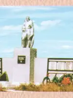 Обелиск Воинам-Брединцам, погибшим в годы Великой Отечественной войны 1941−1945 гг., Россия, Челябинская область, Брединский район, поселок Бреды