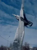 Памятник Санфировой Ольге Александровне, Аэродромная улица