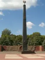 МЕМОРИАЛ ПАМЯТИ ПАВШИХ В ГОДЫ ВЕЛИКОЙ ОТЕЧЕСТВЕННОЙ ВОЙНЫ 1941-1945 гг., улица Карла Маркса