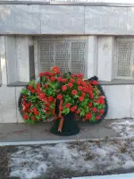 Памятник-мемориал погибшим в Великой Отечественной войне жителям поселка Верх-Нейвинский, Россия, Свердловская область, поселок городского типа Верх-Нейвинский
