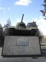
        Памятник героическому трудовому подвигу рабочих Сталинградского судостроительного завода, проспект Героев Сталинграда