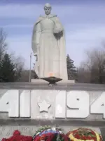Памятный знак"Скорбящий воин", Россия, Волгоградская область, Котово