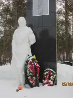 Памятник в честь жителей пос. Водный, погибших на фронтах Великой Отечественной войны 1941-1945, Дорожная улица