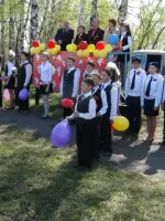 Мемориальное сооружение в поселке Металлургов, Россия, Кемеровская область, Новокузнецкий район, поселок Металлургов