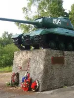Памятник Колобанову Зиновию Григорьевичу, Россия, Ленинградская область, Гатчинский район, поселок Войсковицы