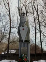 Мемориал синарским трубникам и памятник Воину-Победителю, улица Карла Маркса
