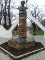 Памятник Герою Советского Союза Магомеду Гаджиеву, переулок Умаханова