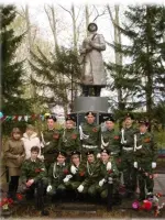 Имена на постаменте, Россия, Тюменская область, Ялуторовский район, село Петелино