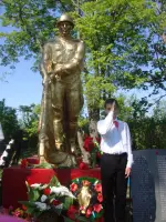 Братская могила воинов Советской Армии, погибших в сентябре 1943 года, Россия, Курская область, Глушковский район, село Кульбаки