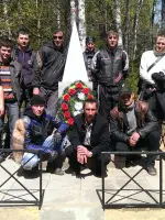 Обелиск в лесу Александровской дачи, Россия, Смоленская область, Рославльский район, населенный пункт Куковенька