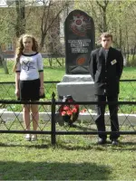 Памятник учителям и ученикам, погибшим в годы Великой Отечественной войны, Россия, Р-152