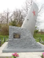 Памятник лётчикам (братская могила), Россия, Ярославская область, Ростовский район, село Мосейцево