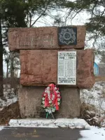 Обелиск в честь 30-летия Победы в 1975 году, Россия, Московская область, Солнечногорский район, поселок городского типа Поварово