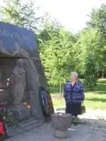 Памятник узникам концлагерей «Не забывайте нас», проспект Ленина