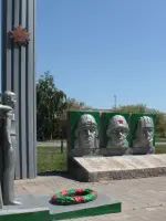 Мемориал павшим на войне - станица Селивановская, Милютинский район, Ростовская область, Россия, Ростовская область, Милютинский район, станица Селивановская