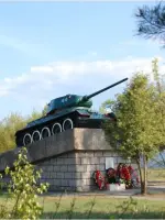 Памятник танкистам г. Сураж Брянской области, А-240
