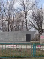 Памятник воинам-освободителям Великой Отечественной войны (братская могила), Россия, Ростовская область, Константиновский район, хутор Гапкин