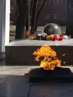 Памятник погибшим cуздальцам в Великой Отечественной войне, Россия, Владимирская область, Суздаль, улица Ленина