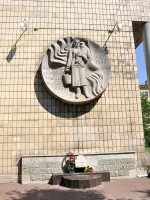 Памятный знак «Дни Блокады» («Блокадная полынья»), набережная реки Фонтанки