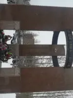 Памятник «Землякам, погибшим в годы Великой Отечественной войны», площадь Ленина