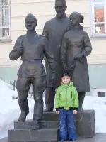 Мемориал памяти преподавателей и сотрудников медицинского института, погибших в годы Великой Отечественной войны, проспект Ленина