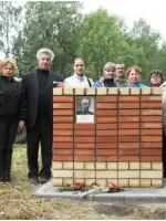 Памятник Ивану Никандровичу Путинцеву, Россия, Кировская область, Лебяжский район, поселок городского типа Лебяжье